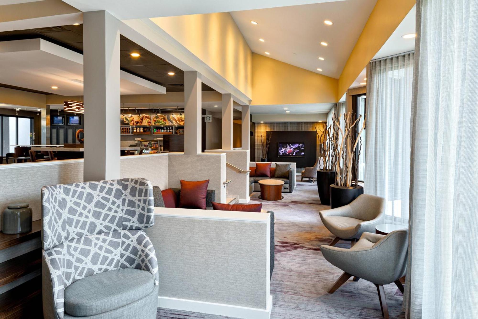 Courtyard Cincinnati Blue Ash Esterno foto